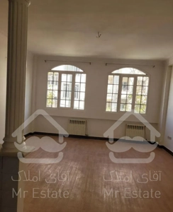 ۸۵ متر طبقه همکف