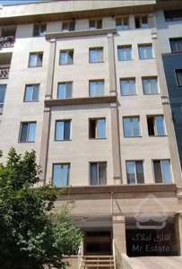 ۵۲متر یک خوابه انباری و آسانسور کم واحد