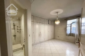 اپارتمان ۱۸۱ متری غرق در نور  ظفر