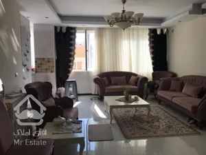 ۷۶متر/۲خواب/فول امکانات/لاله جنوب