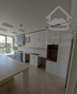 ۱۰۰متر / دوخواب/ اباذر/طبقه ۵