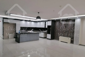 باغ زیار*١٨٠مترصفر٢پارکینگ*٣خواب*ویوابدی مشجرپارک