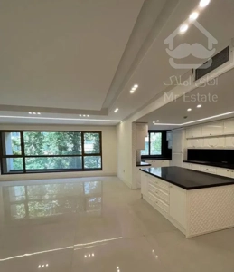 زعفرانیه تاپ لوکیشن چهار خواب سه پارکینگ سندی