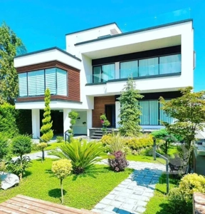 دوبلکس۲۷۰متر/استخرداخل/مناسب سکونت/اقساط