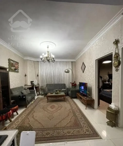 ۷۵ متر پارکینگ دار ۲۰ ساله منطقه ۱۷