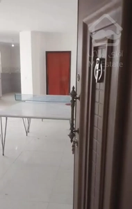 پنت هاوس ۱۲۰متری با حیاط ۶۵متری۳خوابه،میرآباد