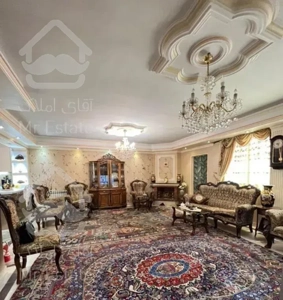 ۹۰ متر/بلوار بعثت/سالن پرده خور/ فول امکانات