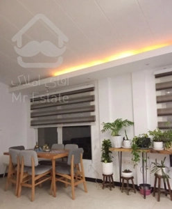 فروش آپارتمان ۸۳ متری ۲ خوابه طبقه ۲ فاز چهار صدف