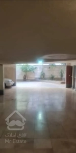 بر بلوار اندرزگو ۱۰۰متر اپارتمان باقدرالسهم زمین