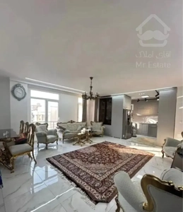 ۹۵ متر آپارتمان / فول امکانات / در قلب سعادت آباد