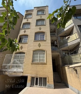 70 متر آپارتمان مسکونی در نصرت ، دکتر قریب