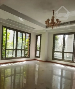 ۱۴۰ متر / ۳ خواب / نیاوران