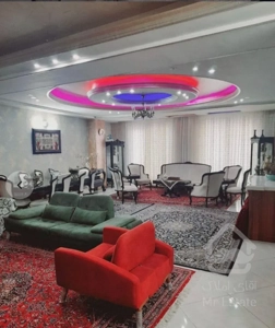 ۱۷۵ متر بر حافظ سه خوابه