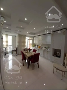 آپارتمان ۱۵۰متر در داراباد