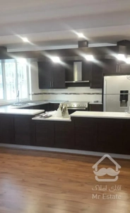 دروس۱۳۰متر/۲خواب/بسیارخوش نقشه/نورگیر