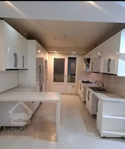 138متر/ 3خواب/جنوبی نورگیر