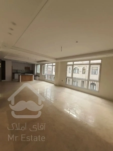 142متر/سه خواب/۴باغ شرقی