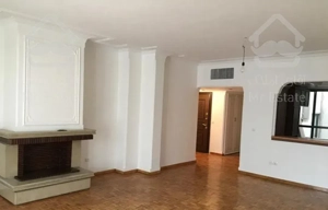 اپارتمان ۱۳۵متری کامرانیه