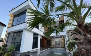 نوشهر بندپی/تریبلکس ۳۰۰متری/استخروباز/دبل روف