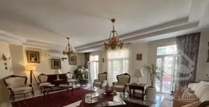 ۹۰ متر ۳ خواب لوکیشین طلایی
