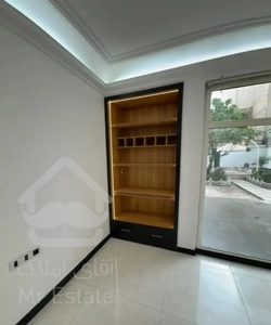 همکف  ۱۶۵ متری / اوایل هاشمیه / حیاط اختصاصی