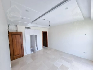 110 متر کلید نخورده در قلب پاسداران