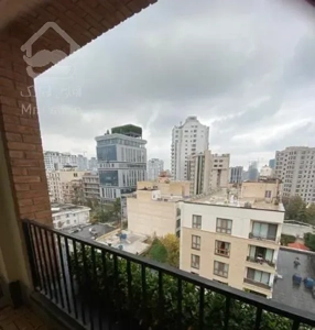 فروش آپارتمان ۱۳۵ متری محمودیه(قابل تقسیط)