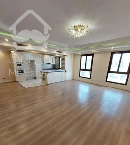 آپارتمان ۱۴۷ متری / گلشن / دوبر