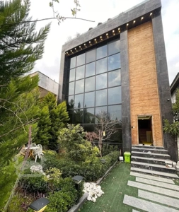 ویلامدرن۳۰۰متر/شهرک‌لاکچری/ ‌۴خواب/سند/تهاترخودرو