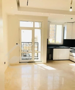 آپارتمان ۹۵ متری ۲خواب نوساز رو به آفتاب