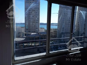 ۷۷متری ویو دریاچه سند تک برگ