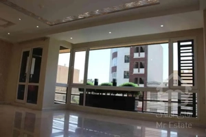 فروش فردوس شرق، علی حسینی 