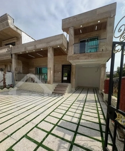 اجاره ویلا نیم پیلوت شهرکی ( ساحلی )