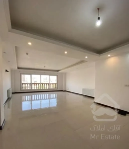 آپارتمان ۱۱۱ متری در خیابان محبوبی