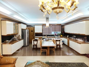 161 متر دروس / فول بازسازی شده