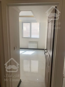 ۶۰متر رو به آفتاب / اباذر گلستانها