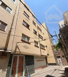 یک واحد در دو طبقه آبرسان