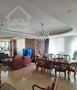 92 متر 8 ساله // ورزی شمالی // فوری و اماده تحویل