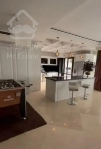 فرمانیه آقایی ، ۲۶۰ متر ، ۴ خواب ، فول مشاعات