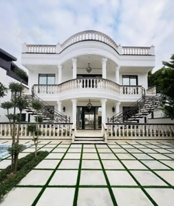 با این کاخ ویلا پادشاهی کن/فول مدارک/۴خواب مستر