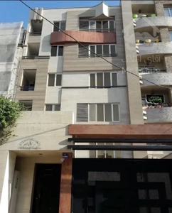 فروش  آپارتمان ۸۰متری (داخل میدان ۱۰۰)