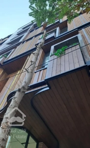 آجودانیه، ۱۵۰متر، تک واحدی، مشرف به باغ