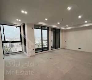 ۱۰۵ متر/۲ خ/ غرق نور/ سالن پرده خور/چهارباغ شرقی