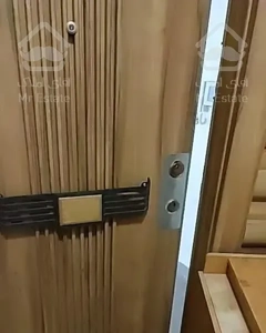 130متر اراج/2پارکینگ/مناسب سکونت و سرمایه گذاری