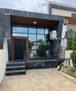 ویلاباغچه فلت مدرن 140متری سند تک برگ شهرکی