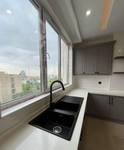 ۱۳۰ متر ۲ خواب نوساز ویو ابدی