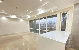 ۱۶۰متر /۳خواب/ فول امکانات ۲پـارکـینگ / طبقات بالا