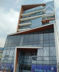 مغازه 530 متری فرشته مدرن 6طبقه پارکینگ مراجعین