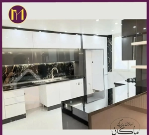 پاسداران ، ۱۳۰ متر آپارتمان ، ۲ پارکینگ سندی