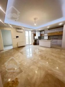 ۸۱ متر نوساز در چهار باغ شرقی